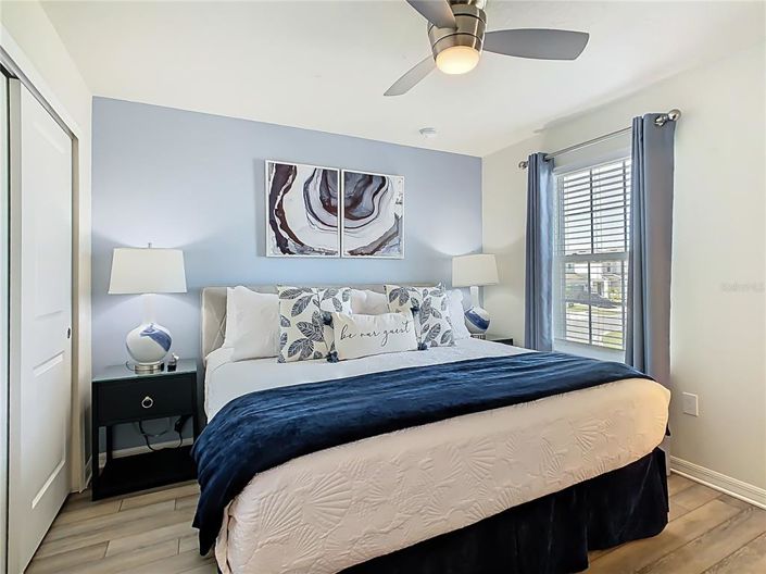 Image No.35-7 Bed Property for sale