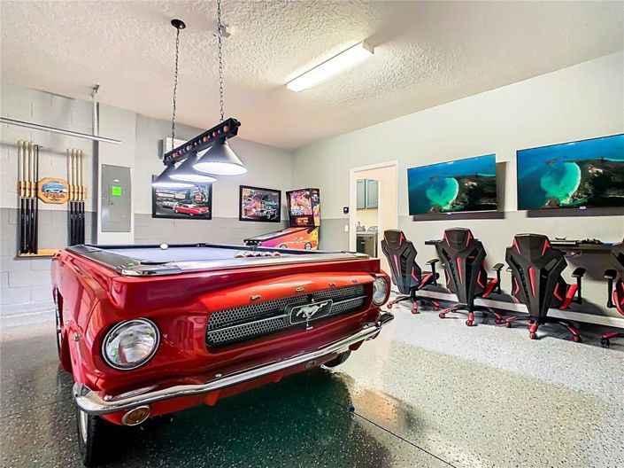 Image No.43-7 Bed Property for sale