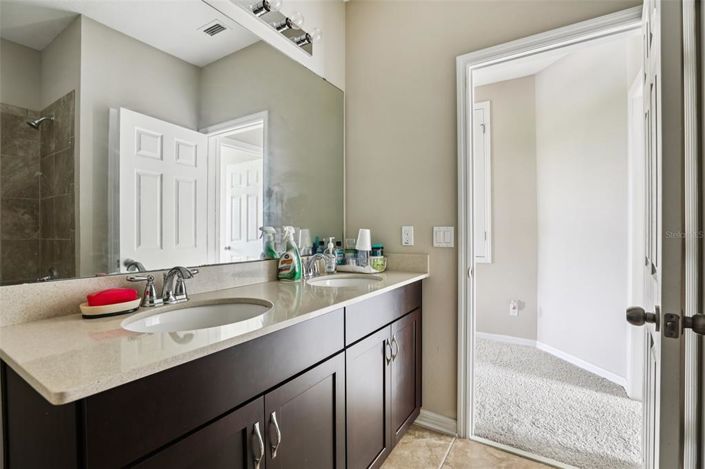 Image No.25-4 Bed Property for sale