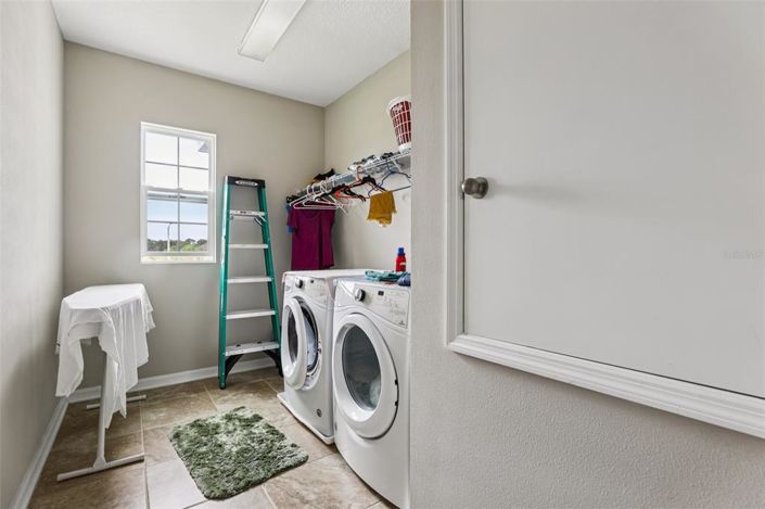 Image No.28-4 Bed Property for sale