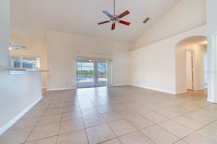 Image No.22-3 Bed Property for sale