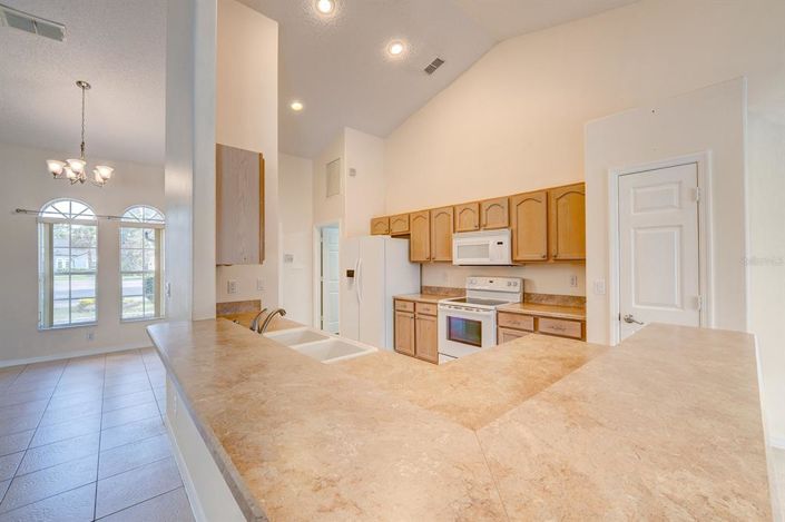 Image No.34-3 Bed Property for sale