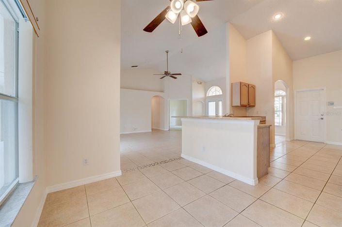 Image No.37-3 Bed Property for sale