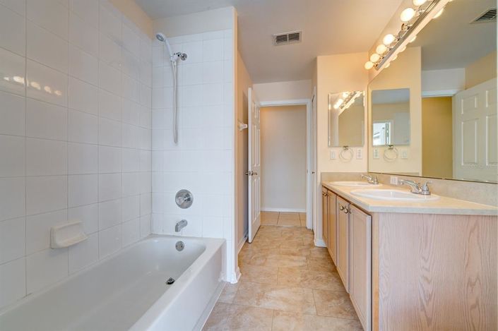 Image No.55-3 Bed Property for sale