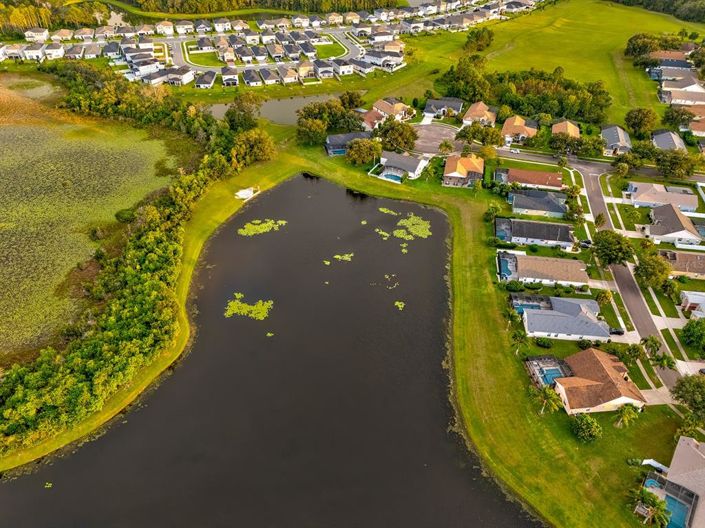 Image No.87-3 Bed Property for sale