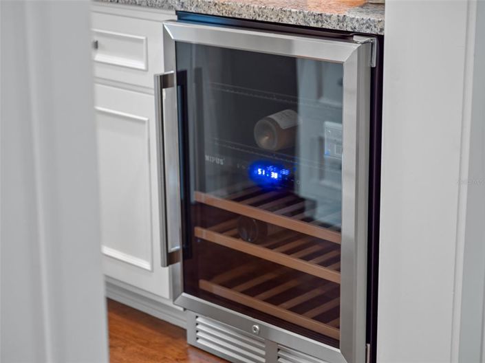 Image No.46-5 Bed Property for sale