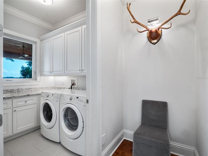 Image No.64-5 Bed Property for sale