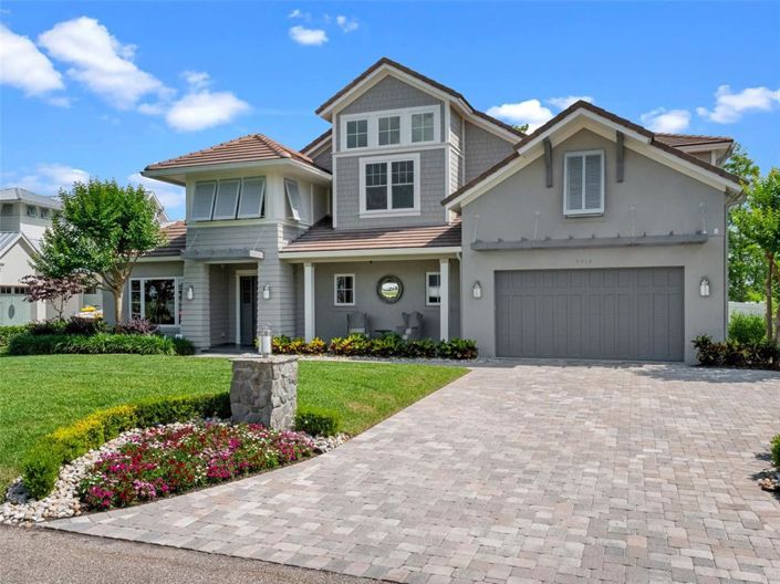 Image No.92-5 Bed Property for sale