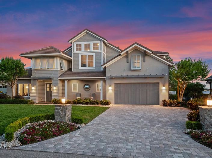 Image No.93-5 Bed Property for sale