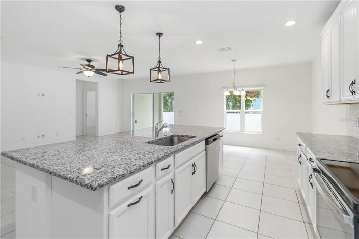 Image No.14-Propriété de 4 chambres à vendre à Davenport