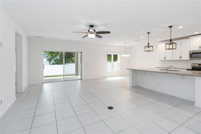 fa005713