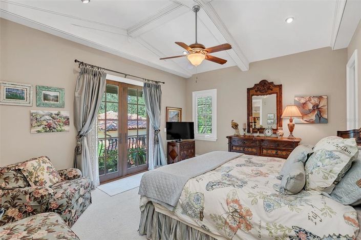 Image No.43-7 Bed Property for sale