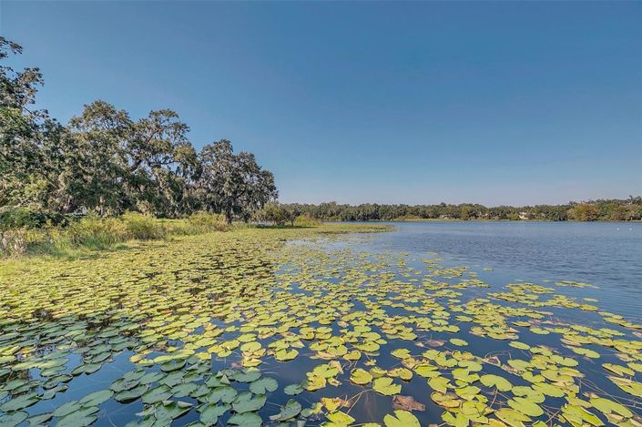 Image No.76-7 Bed Property for sale