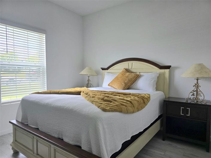 Image No.18-4 Bed Property for sale