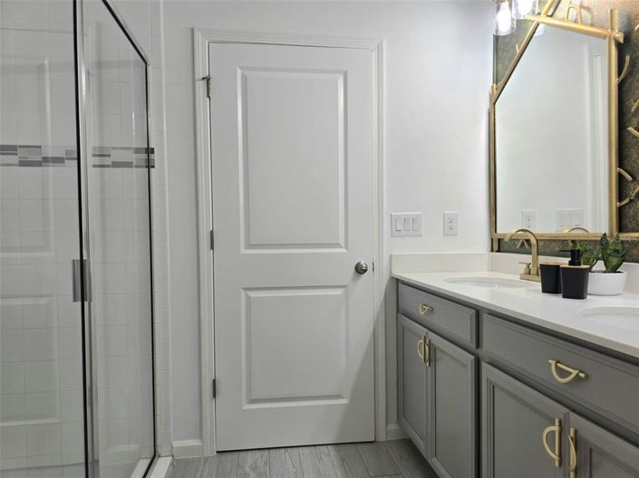 Image No.26-4 Bed Property for sale