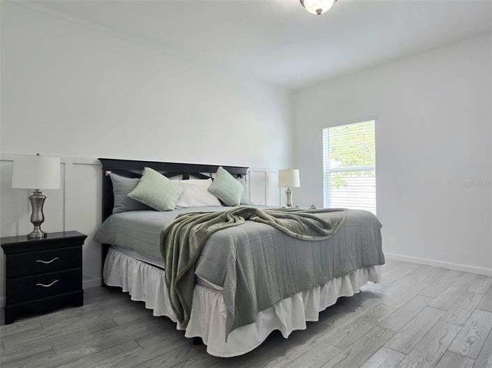 Image No.28-4 Bed Property for sale