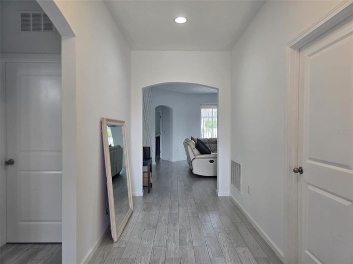 Image No.3-4 Bed Property for sale