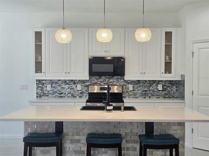 Image No.6-4 Bed Property for sale