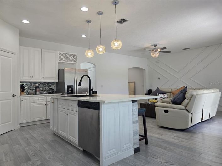 Image No.8-4 Bed Property for sale