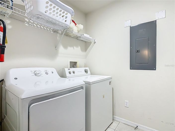 Image No.17-3 Bed Townhouse for sale