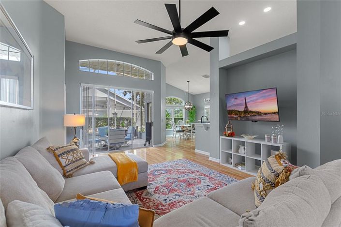 Image No.2-2 Bed Property for sale