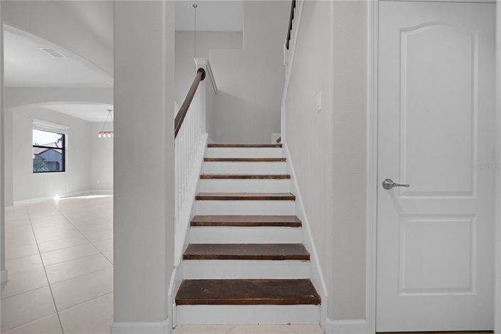 Image No.22-5 Bed Property for sale