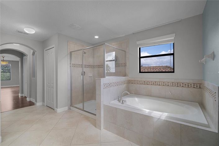 Image No.32-5 Bed Property for sale