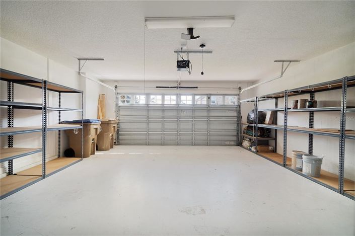 Image No.46-5 Bed Property for sale