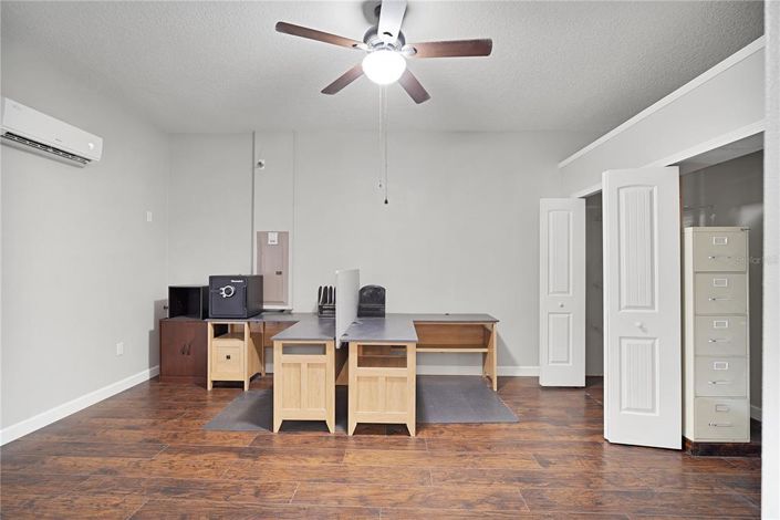 Image No.49-5 Bed Property for sale