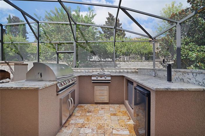 Image No.52-5 Bed Property for sale