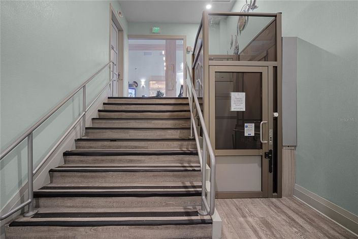 Image No.72-5 Bed Property for sale