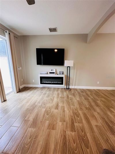 Image No.10-3 Bed Townhouse for sale