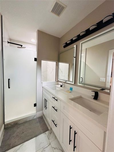 Image No.14-3 Bed Townhouse for sale