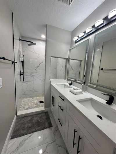 Image No.19-3 Bed Townhouse for sale