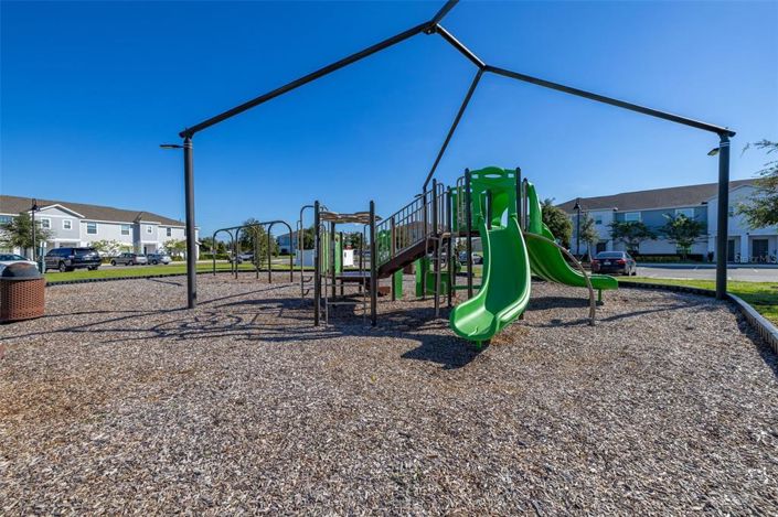 Image No.46-3 Bed Townhouse for sale