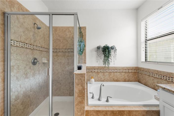 Image No.20-3 Bed Property for sale