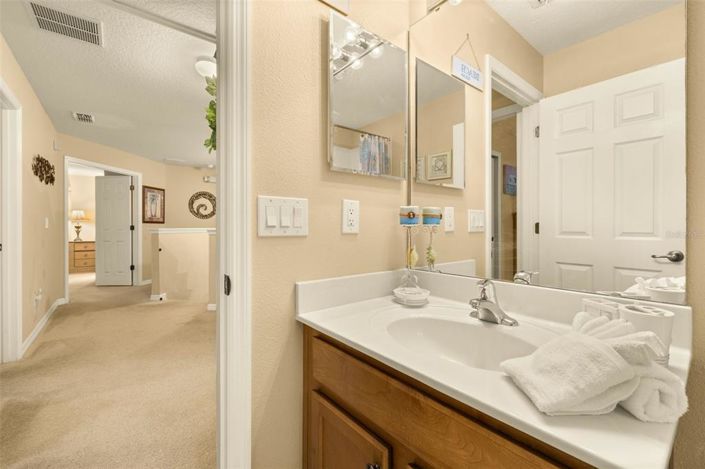 Image No.36-5 Bed Property for sale