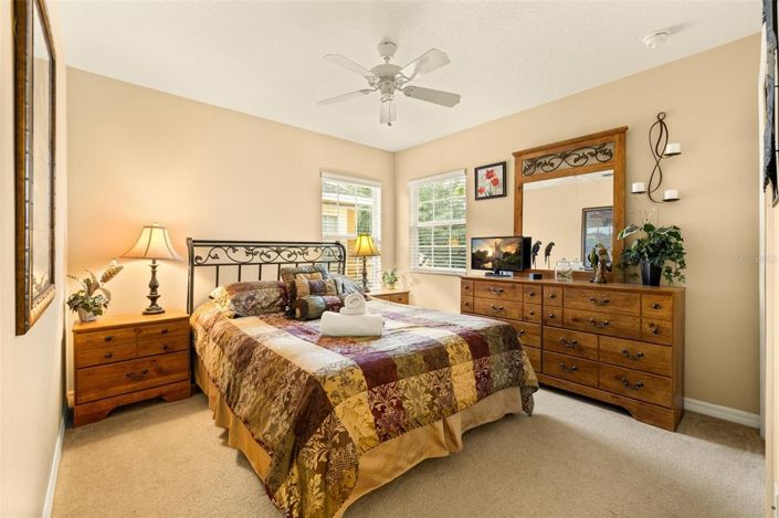 Image No.40-5 Bed Property for sale