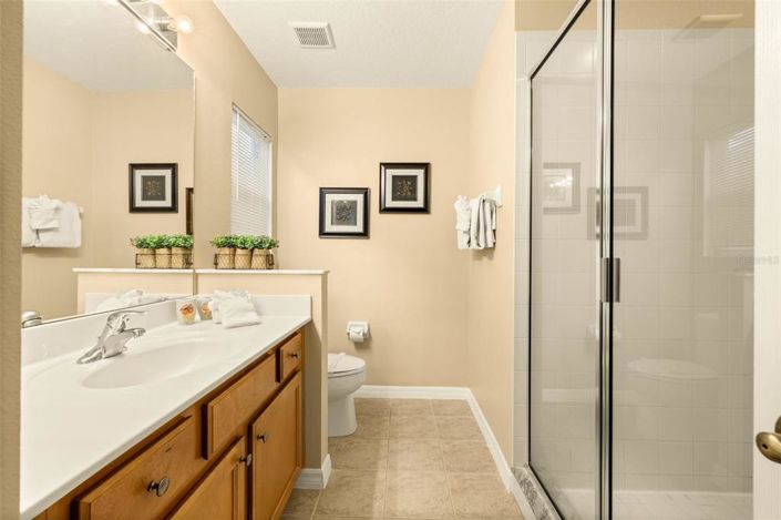 Image No.46-5 Bed Property for sale