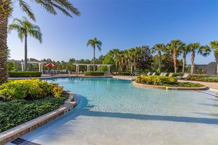 Image No.68-5 Bed Property for sale