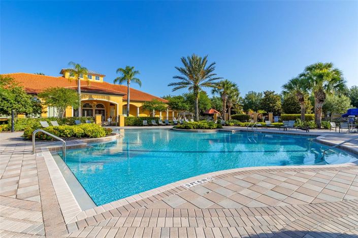 Image No.70-5 Bed Property for sale