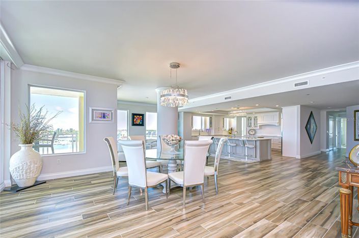 Image No.16-4 Bed Property for sale