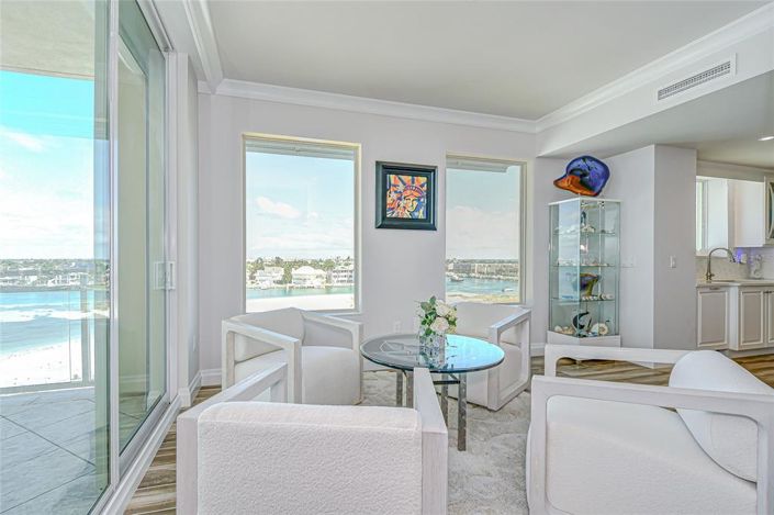 Image No.20-4 Bed Property for sale