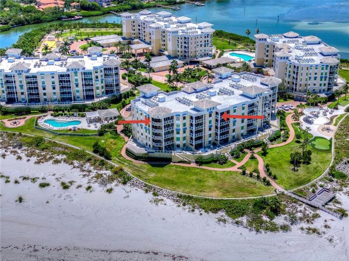 Image No.4-4 Bed Property for sale