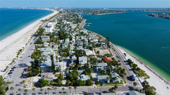 Image No.20-Propriété de 6 chambres à vendre à Floride