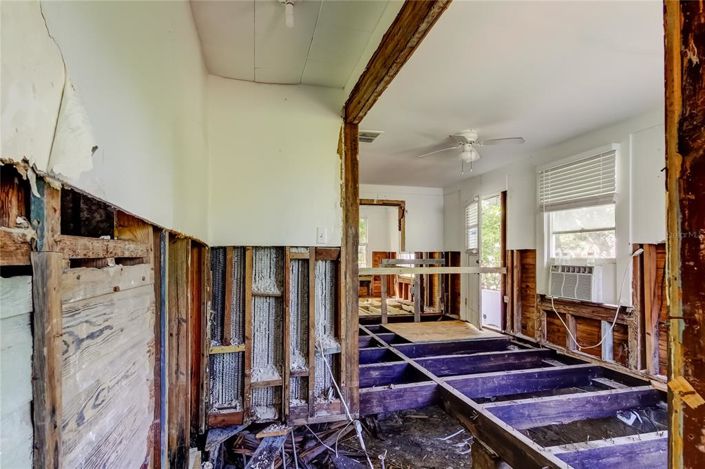 Image No.9-Propriété de 6 chambres à vendre à Floride