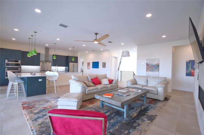 Image No.16-3 Bed Property for sale