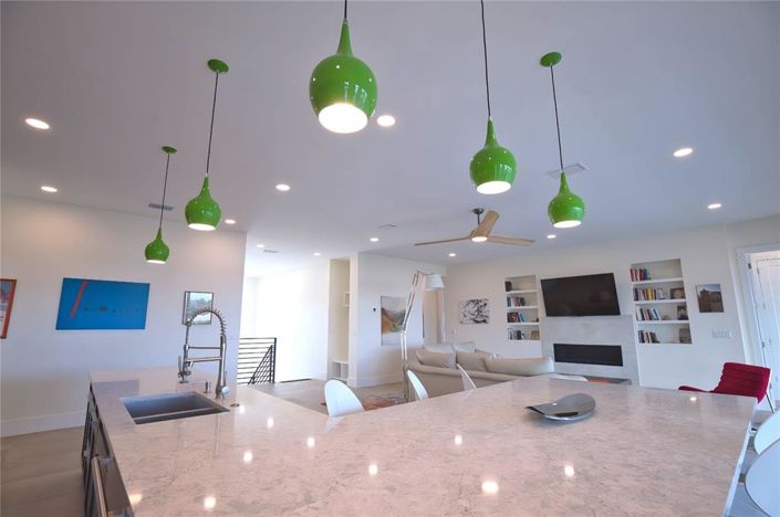 Image No.24-3 Bed Property for sale