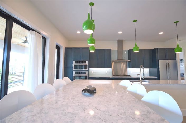 Image No.26-3 Bed Property for sale