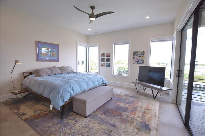 Image No.34-3 Bed Property for sale